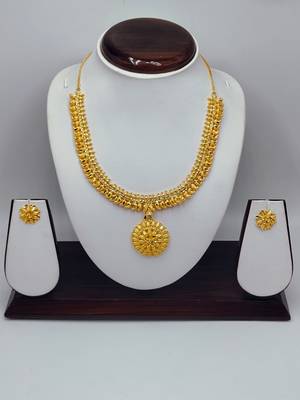 Sukai Jewels Traditional Necklace Jewelery Set for Women and Girls 1