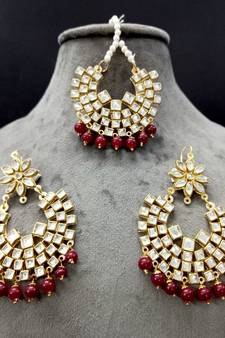 Maroon Copper Light Weight Gold Plated Earring Mang Tika Set