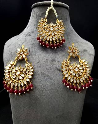 Maroon Copper Light Weight Gold Plated Earring Mang Tika Set 1