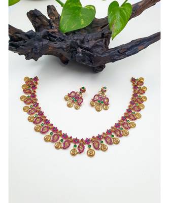 Matte finish ruby emerald stone necklace 1
