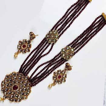 Necklace Set for Girls and Women Stylish Latest Wedding and Traditional kundan Pendant Set Maroon and Golden 2