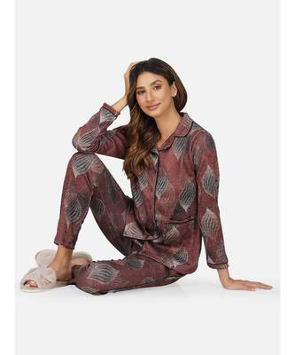 womens winter loungwear maroon printed polyester night suit 4