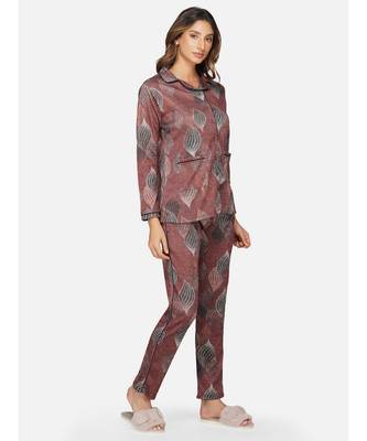 womens winter loungwear maroon printed polyester night suit 5