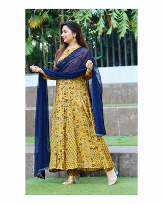 Rayon ethnic kurti pant with dupatta 1