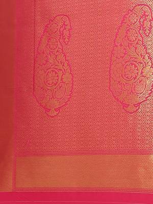 Pink woven silk saree with blouse 5