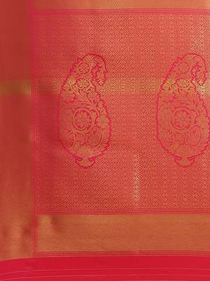 Red woven silk saree with blouse 5