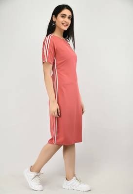 Pink printed crepe short-dresses 4