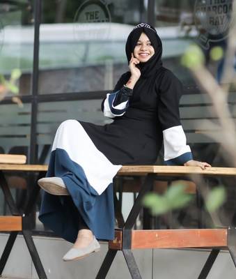 Multi Color Abaya In Nida Satin 3