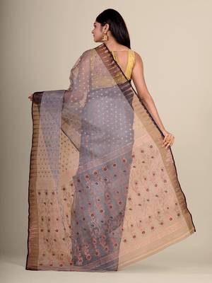 Grey hand woven silk saree with blouse 4