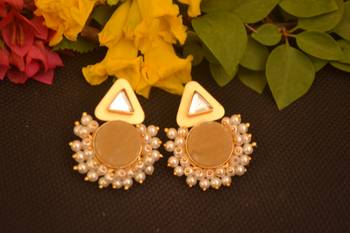 Gold onyx studs 1