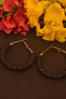 Black pearl hoops