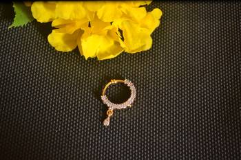 Gold diamond Nath or Nathni No-Piercing Required nose-ring 4