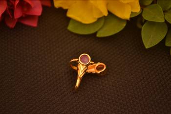 Sizzling gold floral diamond cubic zirconia clipon nose-ring or nosepin 2