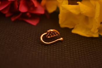 Sizzling gold floral diamond cubic zirconia clipon nose-ring or nosepin 3