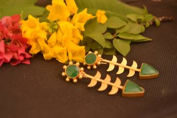 Green onyx studs 3