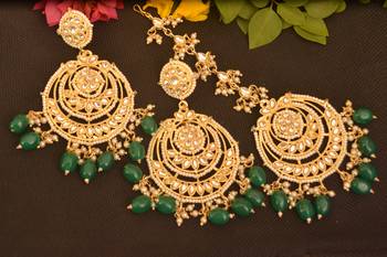 Designer Kundan Stone Bridal Dangler Pearl Stone Earrings Studs With Matching Maang Tikka 1