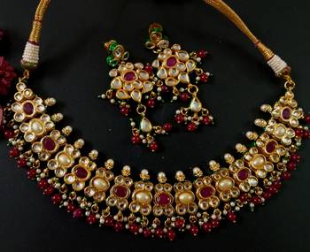 Gold agate necklace-sets 1