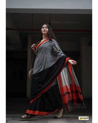 Elegant Khadi Cotton Handloom Saree With Running Blouse Piece 5