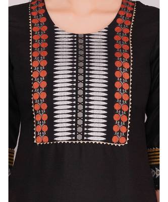 Black Kurta Set with Narrow Pant 5