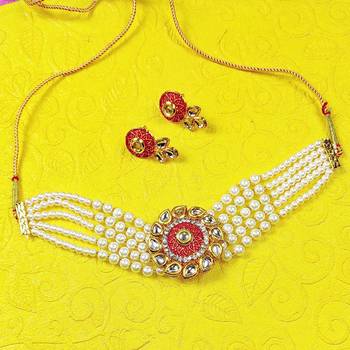 Adorable Gold Plated Pearl Choker Stones Kundan Choker Necklace & Earring Set For Women 4