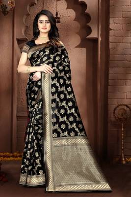   black woven jacquard saree with blouse 5
