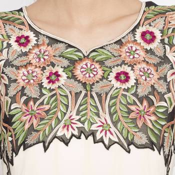 Off-white embroidered georgette kurta &-sets 5