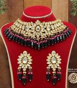 Black necklace-sets
