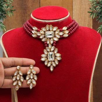 Maroon necklace-sets 1