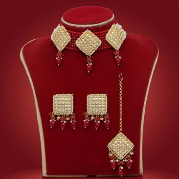 Maroon necklace-sets 1