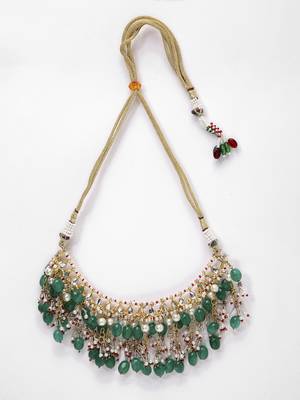 Green pearl necklaces 2