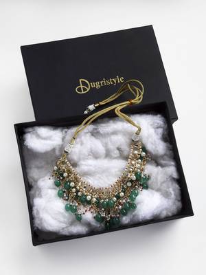 Green pearl necklaces 4