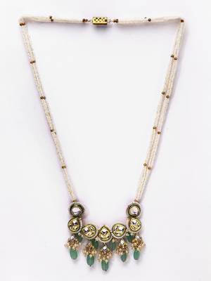 Green pearl necklaces 2