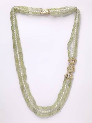 Green pearl necklaces 2