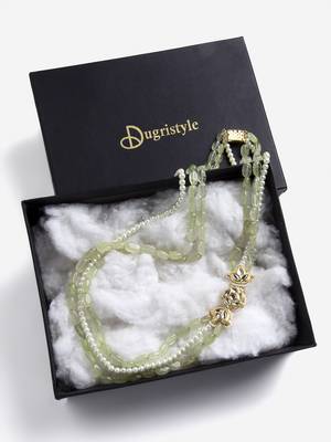 Green pearl necklaces 4