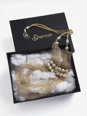 Gold pearl necklaces 4