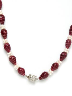 Pink pearl necklaces 5