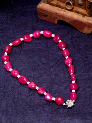 Yellow agate necklaces 1