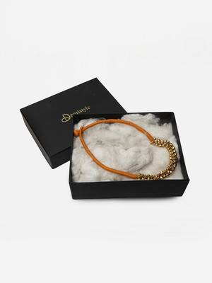 Yellow pearl necklaces 4