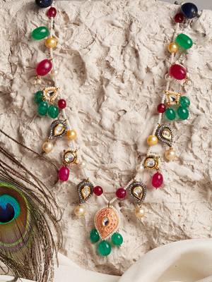 Green emerald   necklaces 1
