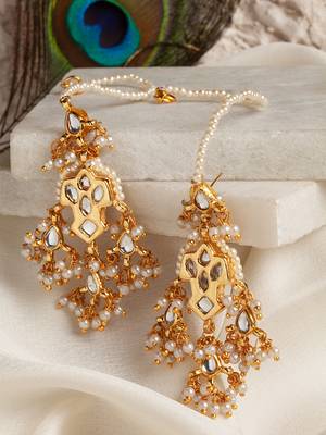 Gold pearl earrings 1