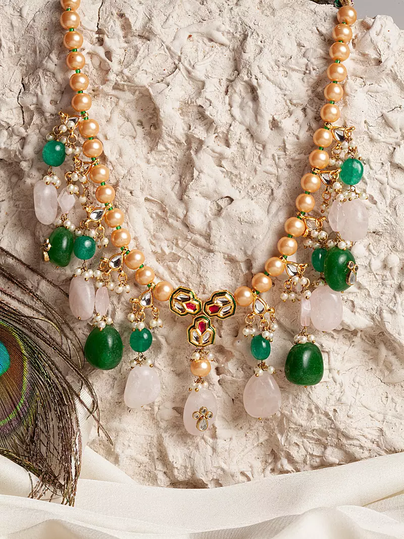 Green emerald   necklaces