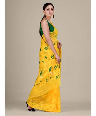 Yellow And Green Silk Cotton Handwoven Soft Jamdani Saree Without Blouse 3