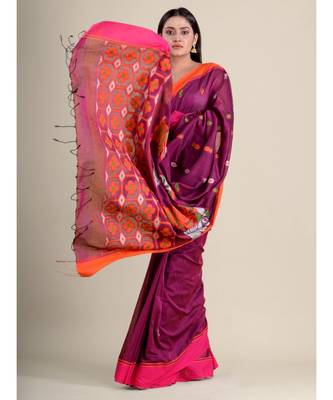 Magenta handwoven soft cotton saree with Blouse Fabric 5