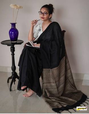 Attractive Jute Pallu khadi Cotton Handloom Saree With Running Blouse Piece 1