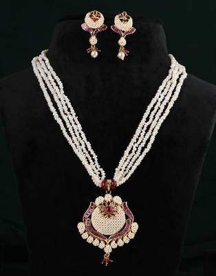 Real Natural Hyderabadi pearls Set With Certificate 1