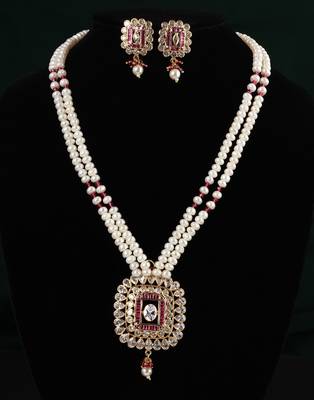 Real Natural Hyderabadi pearls Set With Certificate 1