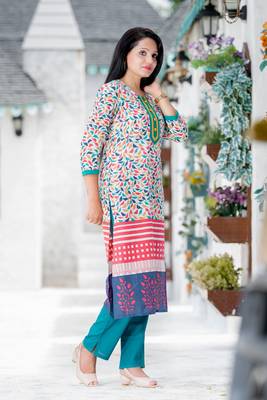 Multicolor woven cotton kurtas-and-kurtis 4