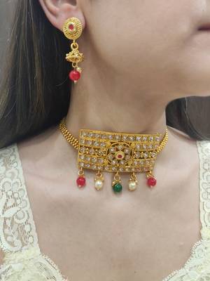 Golden Choker Set 1