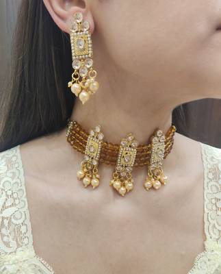 Golden Choker Set 1