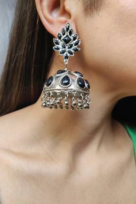 Black jhumkas 1